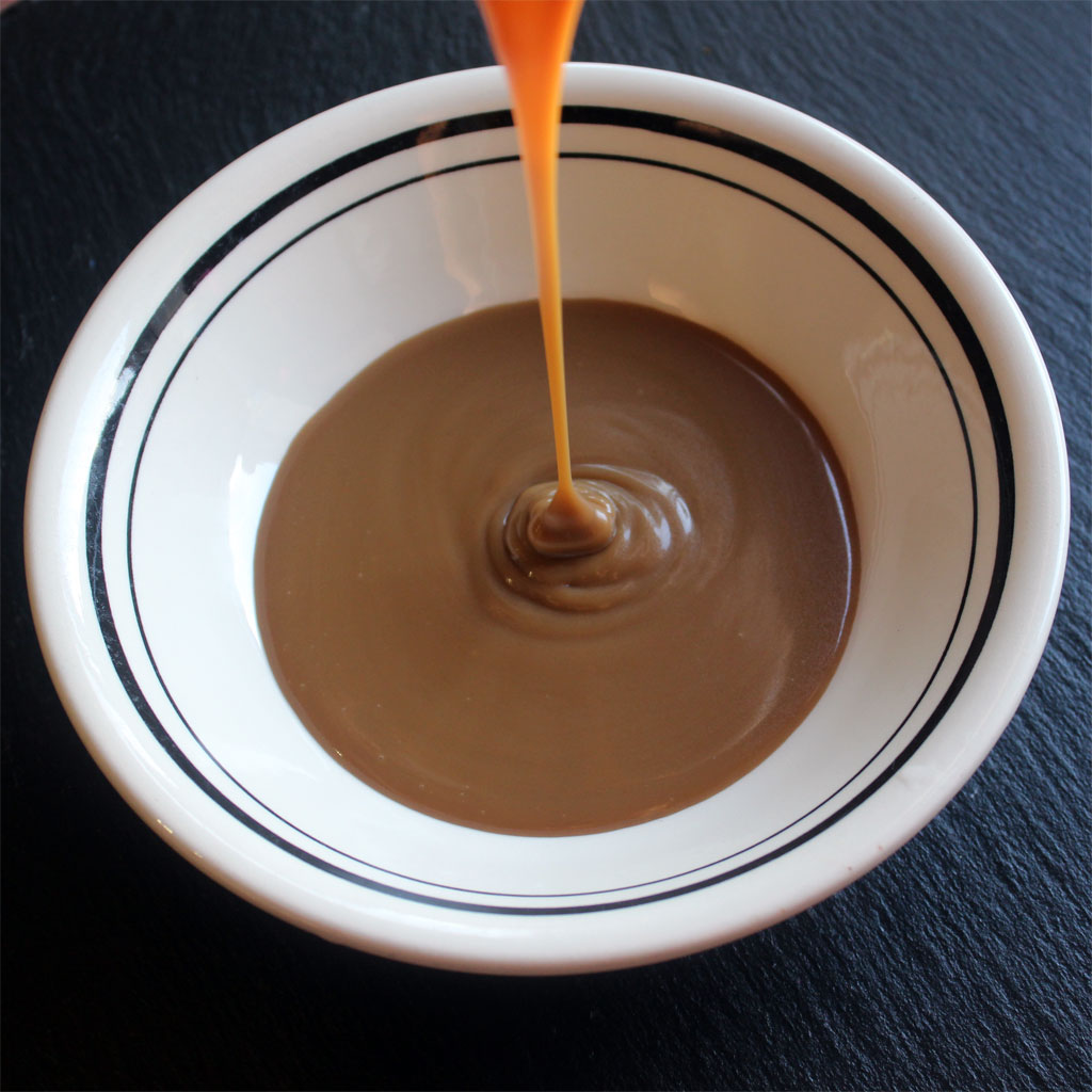 Dairy free & vegan caramel toffee sauce