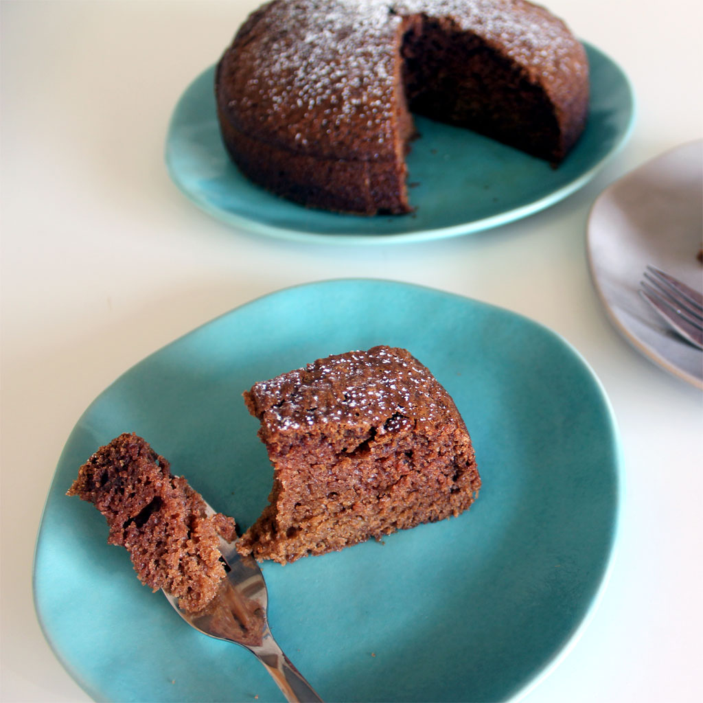 Lemon & cinnamon cake. Dairy free & vegan