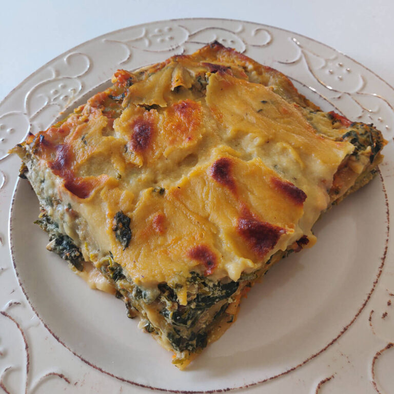 Vegan spinach lasagna