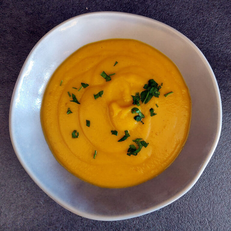 Baked sweet and carrot soup
